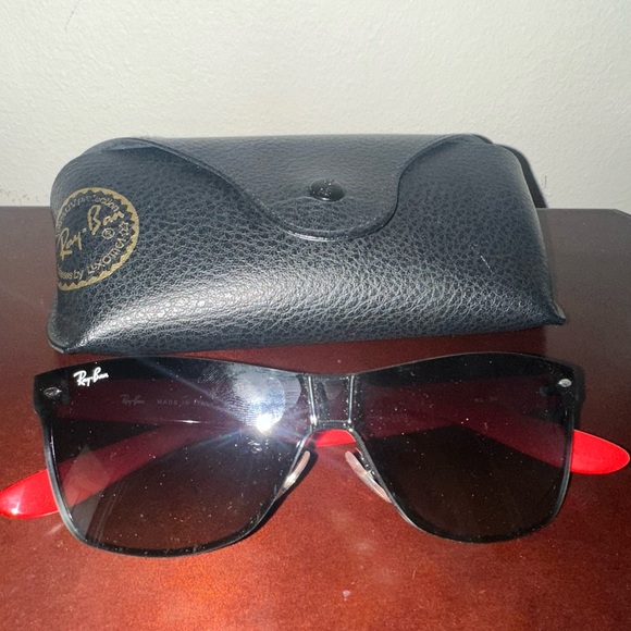 Ray Ban Wayfarer sunglasses black and red - Picture 2 of 5